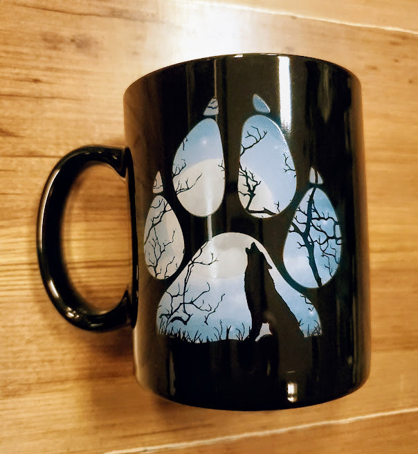 http://www.kraffs.com/cdn/shop/products/HowlingWolfFootprintmug.jpg?v=1634096611